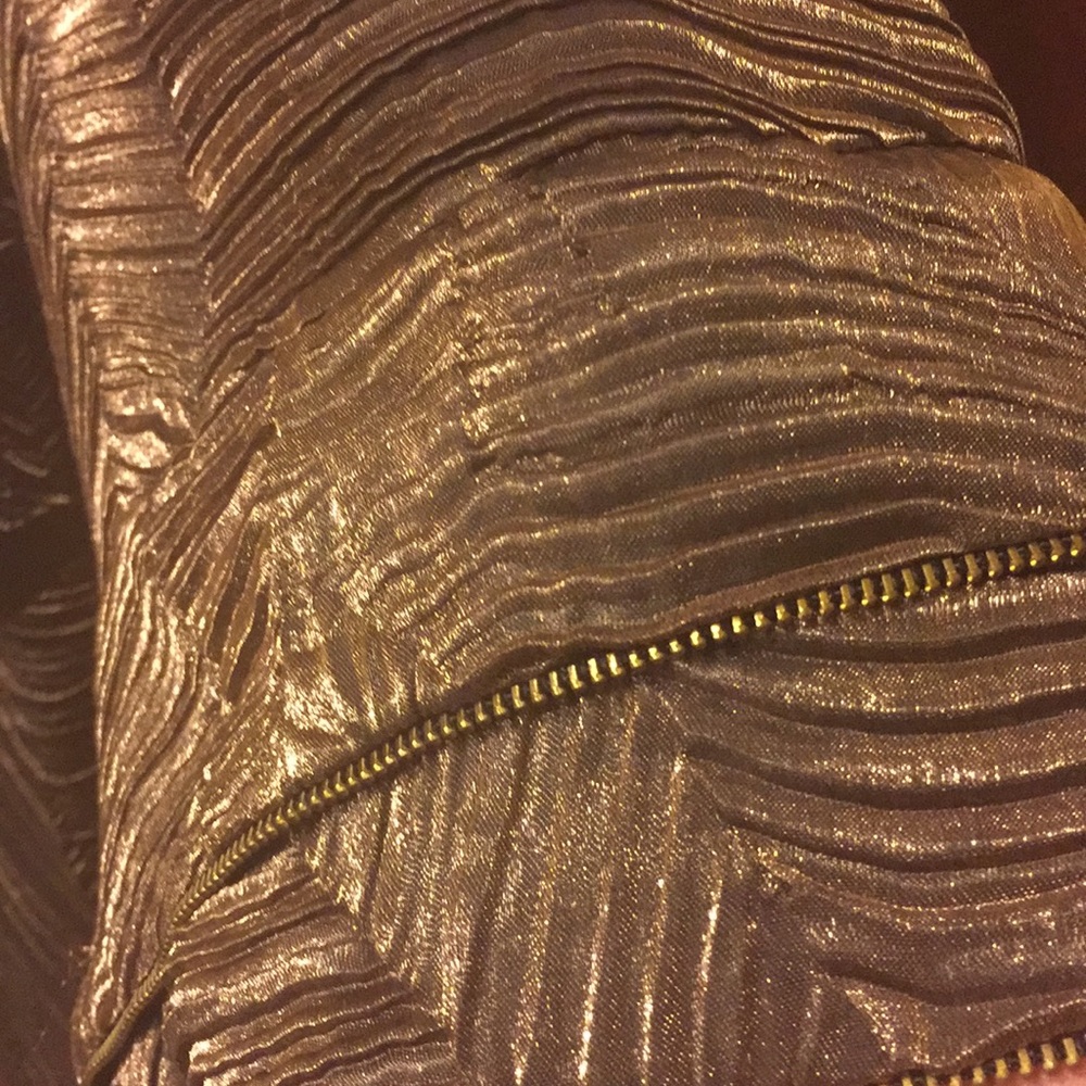 Beautiful gold jacket - Picture 3 of 4
